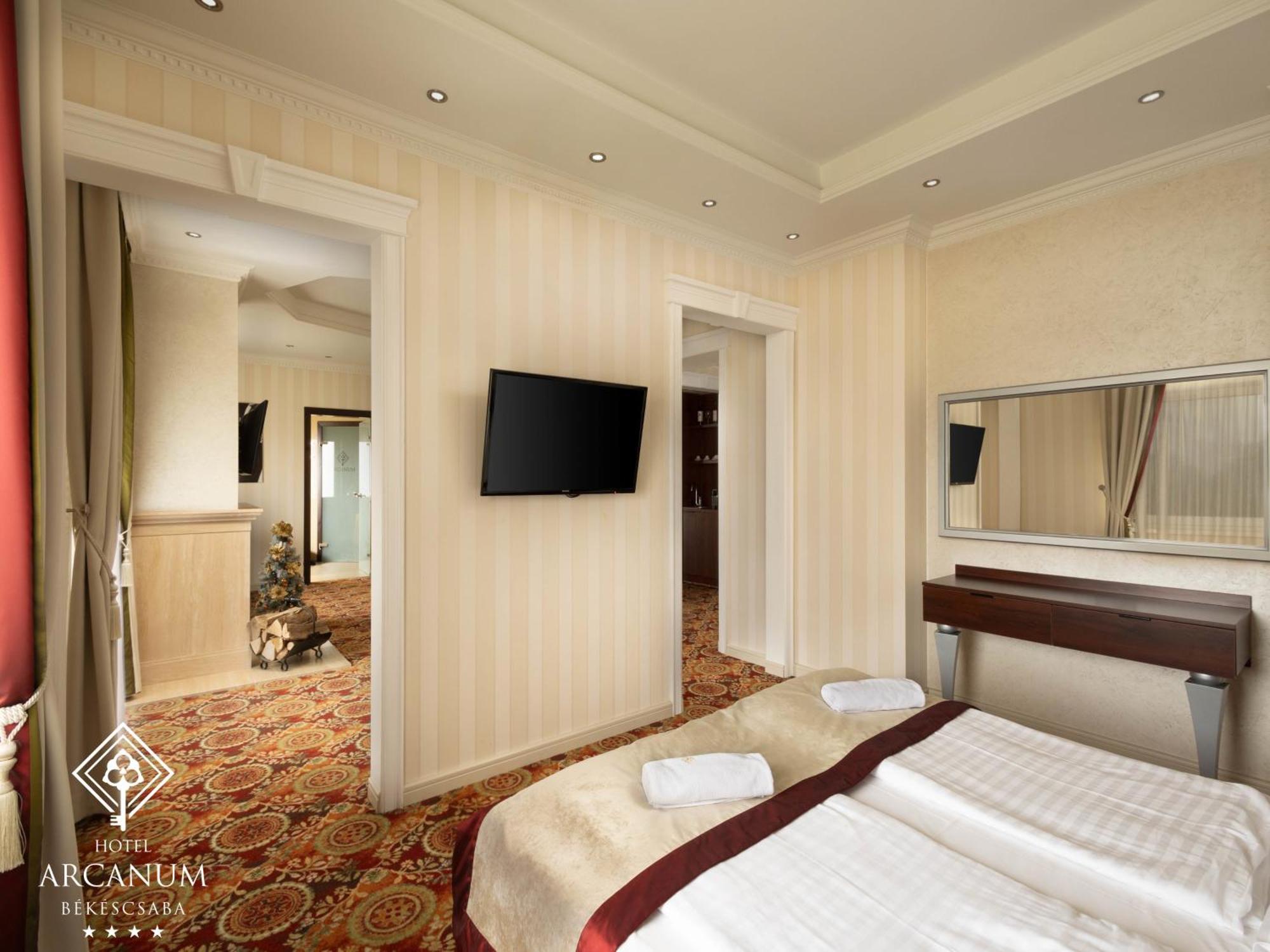 Arcanum Hotel Bekescsaba Exteriér fotografie