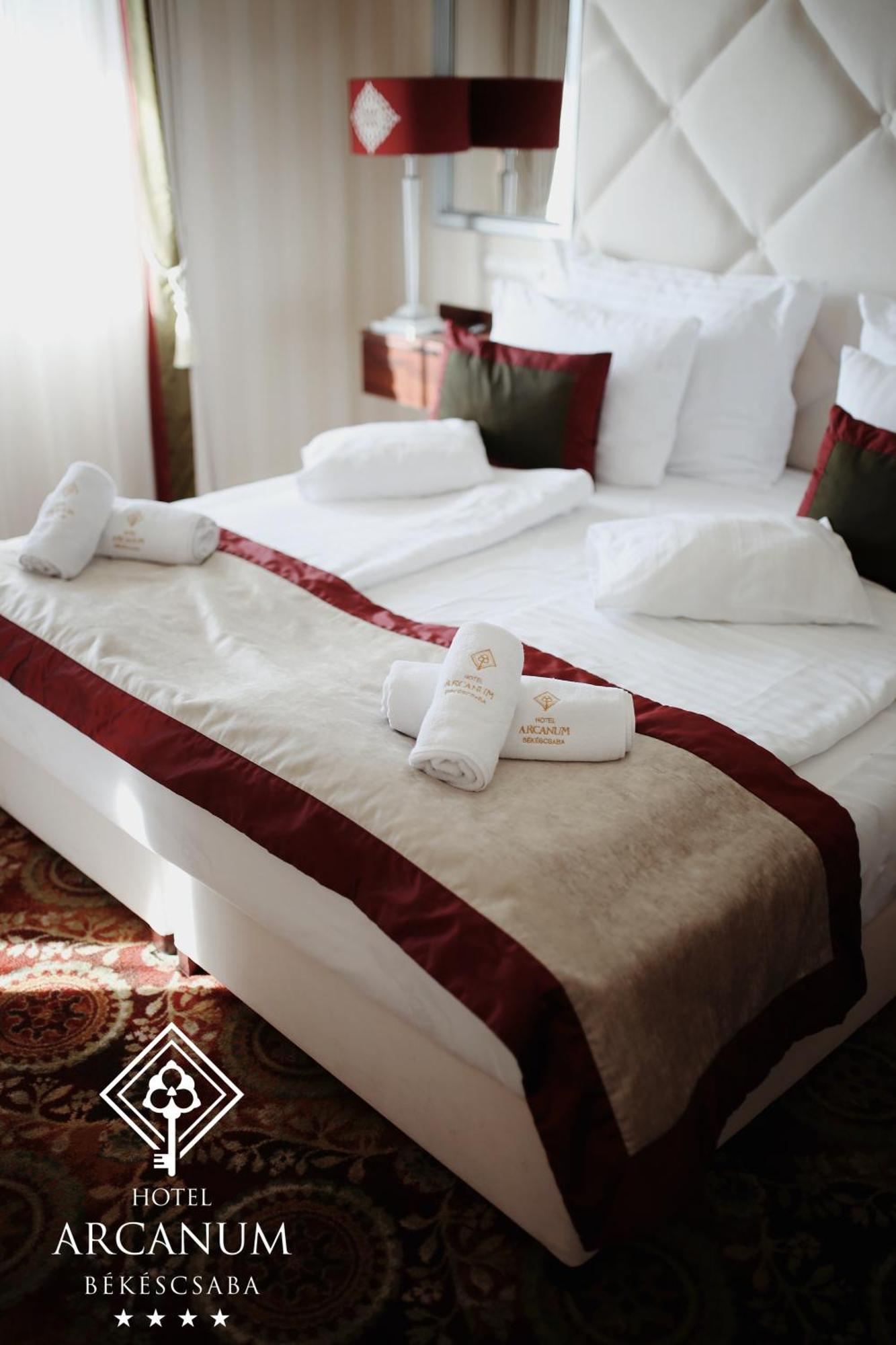 Arcanum Hotel Bekescsaba Exteriér fotografie
