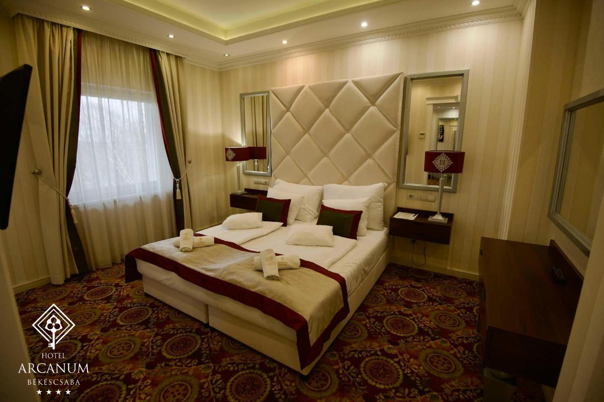 Arcanum Hotel Bekescsaba Exteriér fotografie