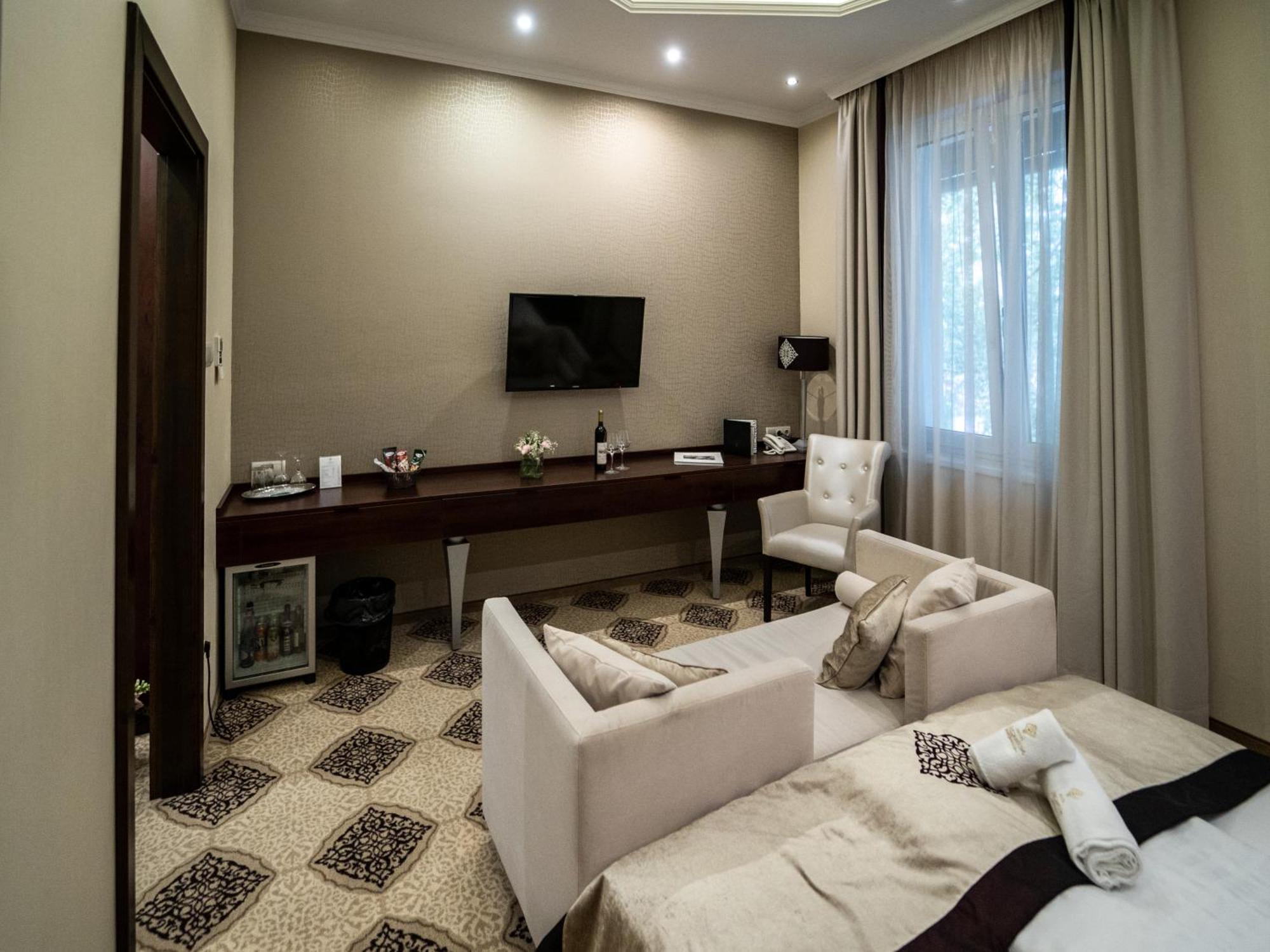 Arcanum Hotel Bekescsaba Exteriér fotografie