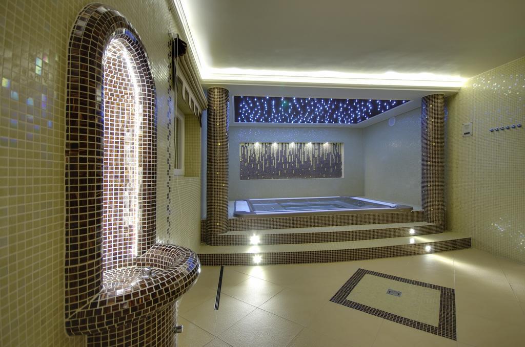 Arcanum Hotel Bekescsaba Exteriér fotografie