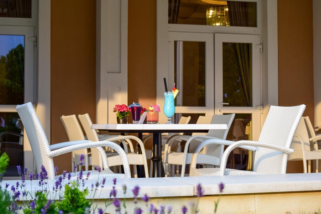 Arcanum Hotel Bekescsaba Exteriér fotografie